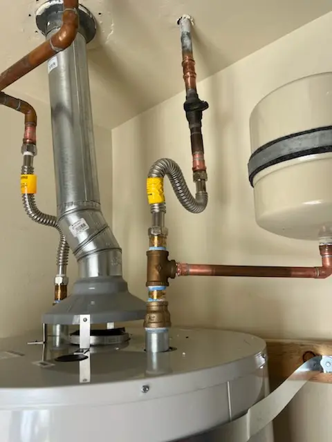 Water heater installation and plumbing repair in Howey In The Hills